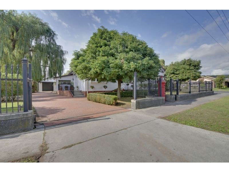 26-28 Abbott Street, Moe VIC 3825