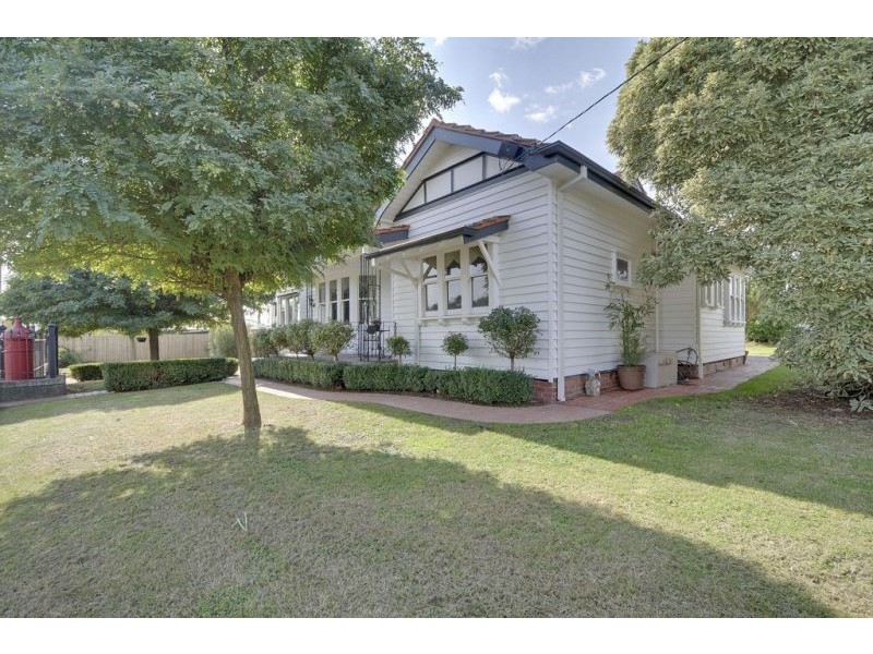 26-28 Abbott Street, Moe VIC 3825