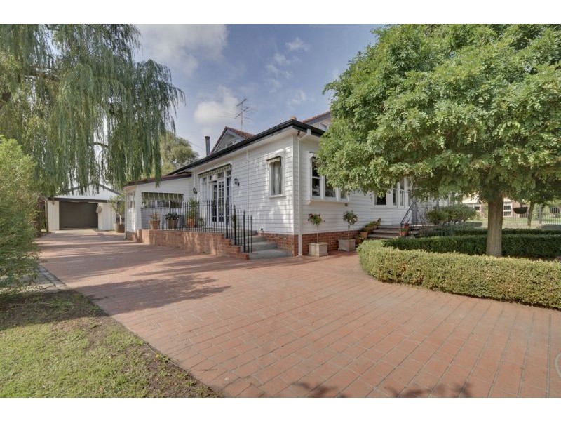 26-28 Abbott Street, Moe VIC 3825