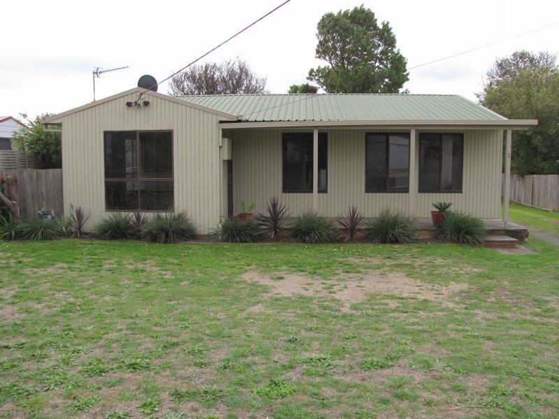 2 Mirboo Street, Newborough VIC 3825