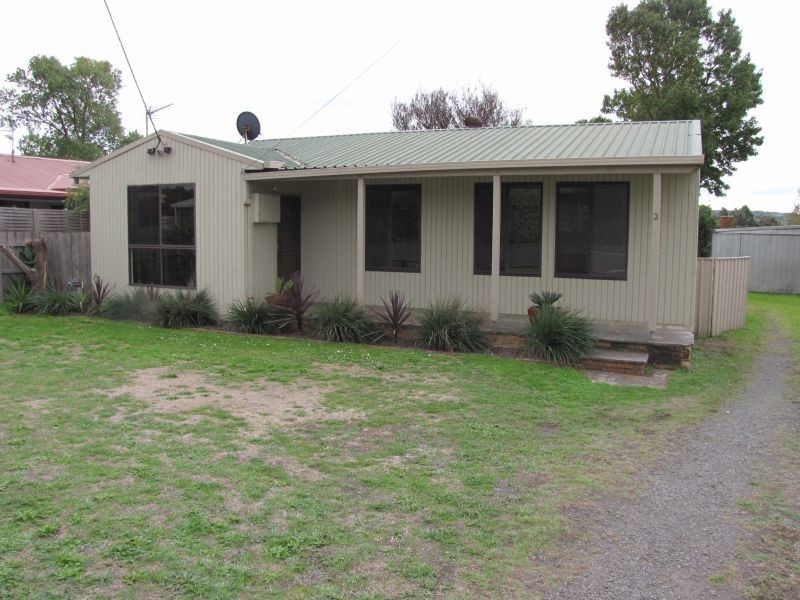 2 Mirboo Street, Newborough VIC 3825