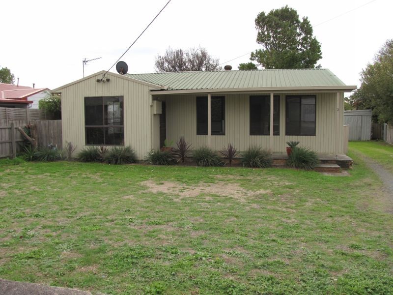 2 Mirboo Street, Newborough VIC 3825