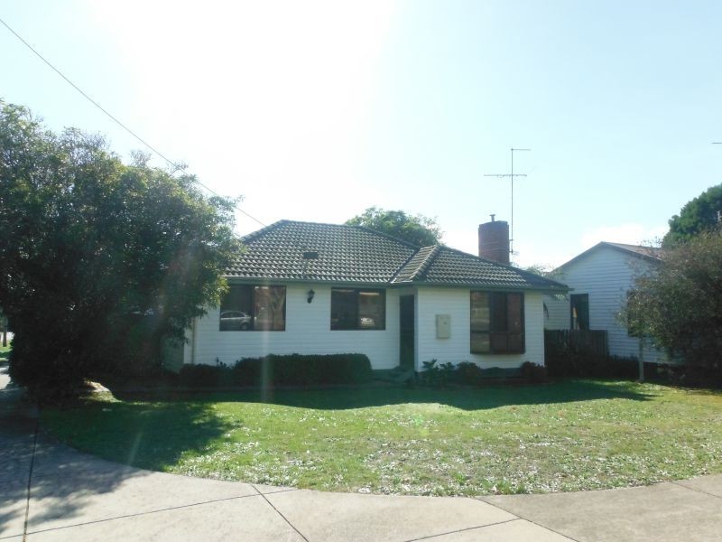 34 Elizabeth Street, Moe VIC 3825