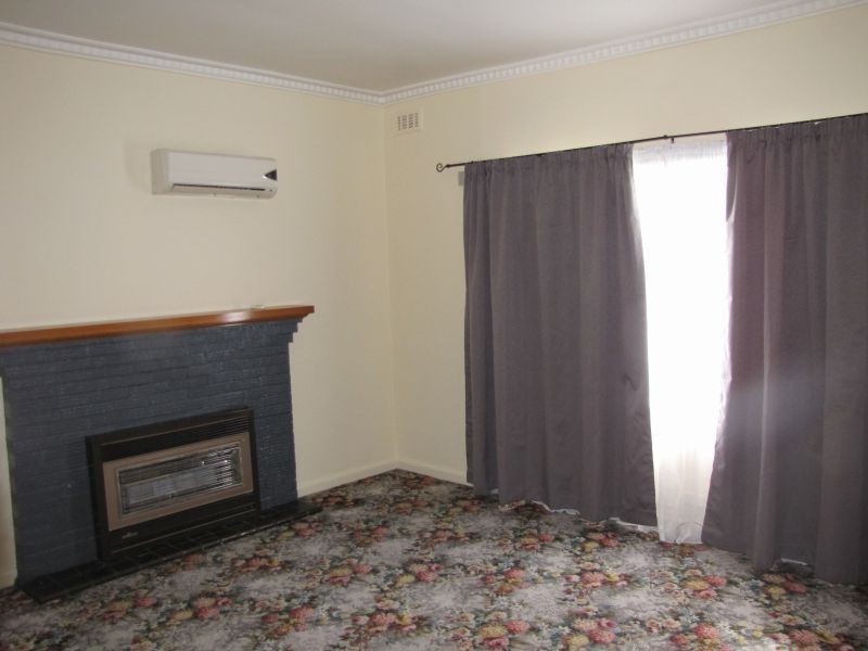 15 William Street, Newborough VIC 3825