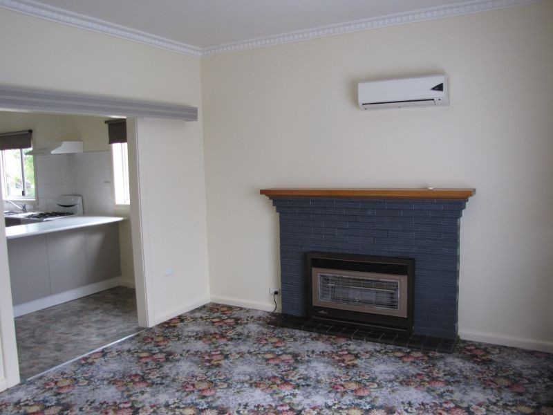 15 William Street, Newborough VIC 3825