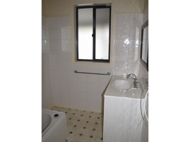 15 William Street, Newborough VIC 3825