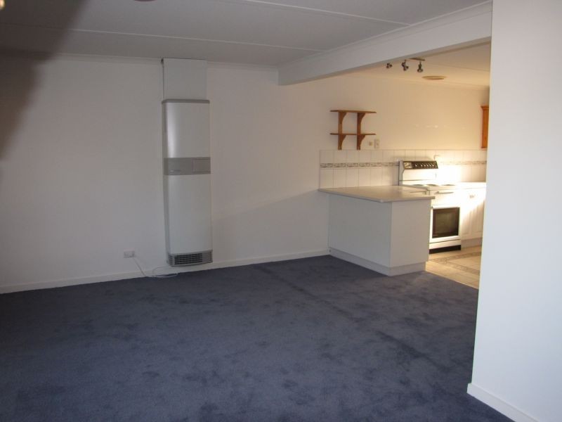 2/1 Hunter Street, Moe VIC 3825