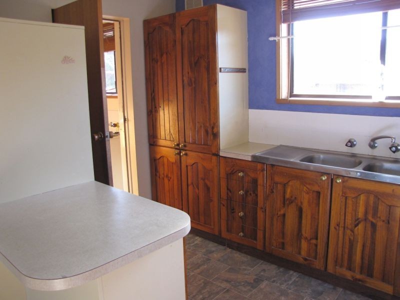 2/29 Railway Crescent, Moe VIC 3825