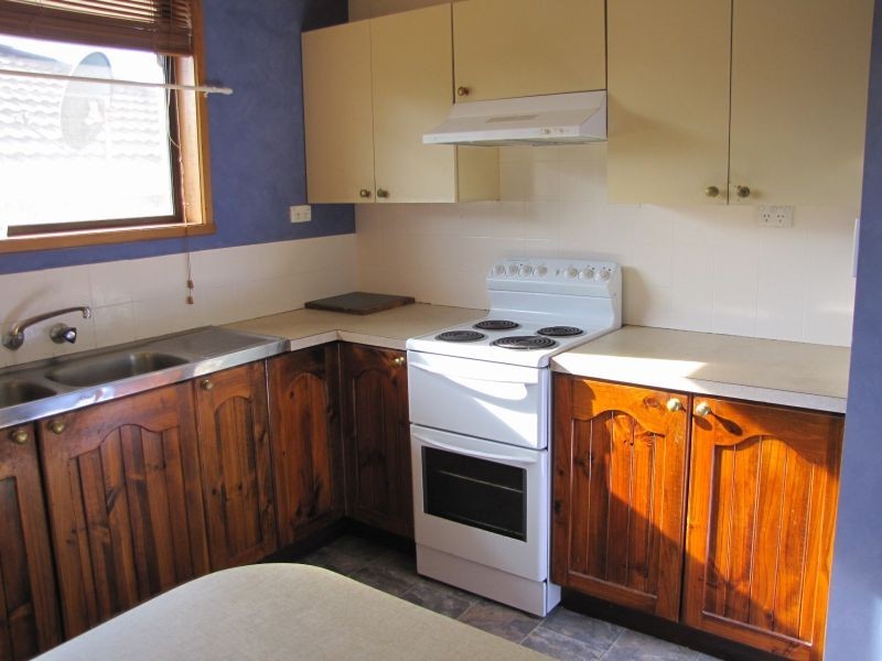 2/29 Railway Crescent, Moe VIC 3825