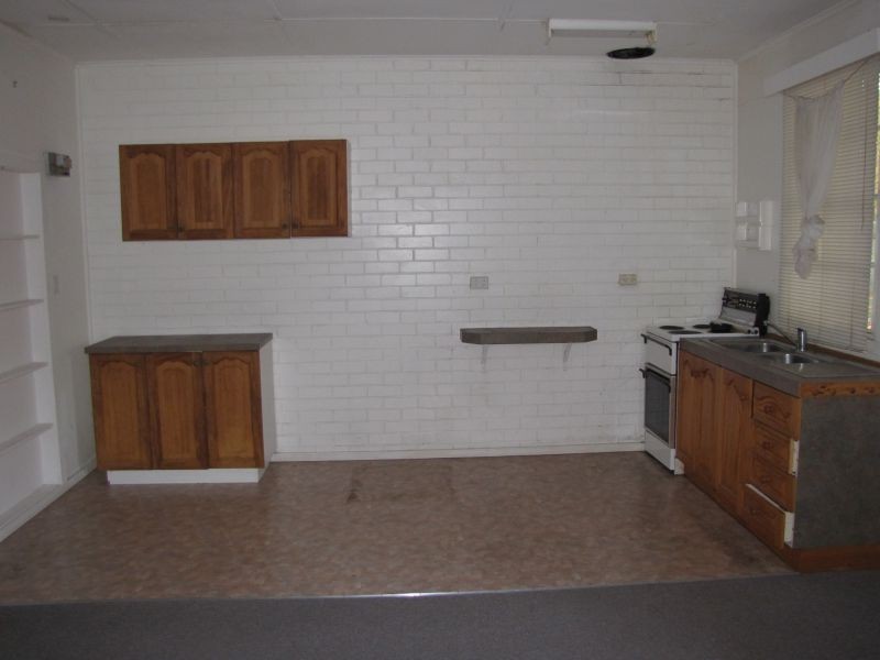 1-4/1 Law Street, Newborough VIC 3825