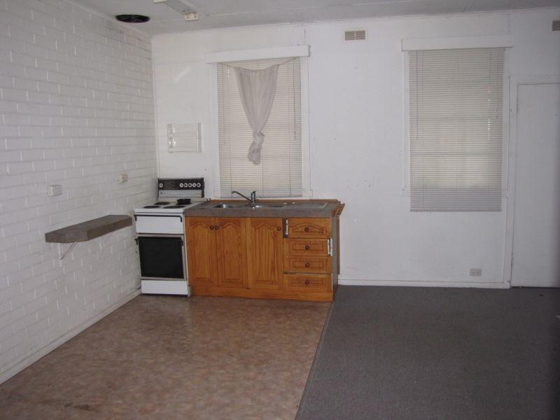 1-4/1 Law Street, Newborough VIC 3825