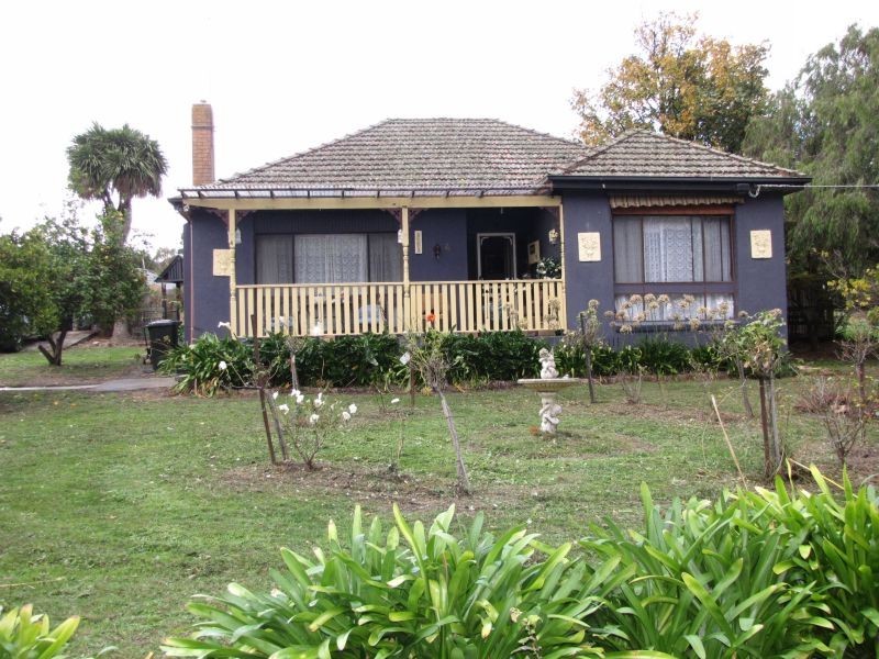 4 Borrmans Street, Moe VIC 3825