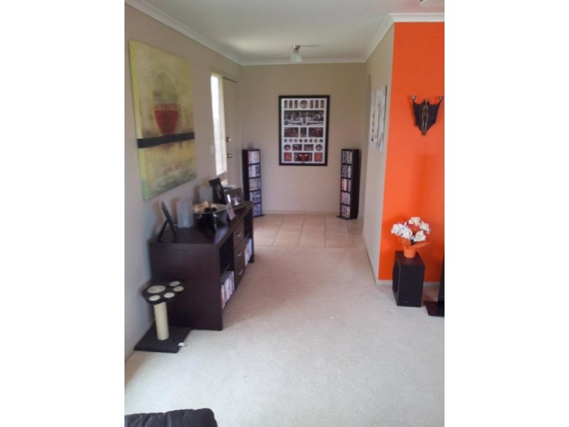 7 Libra Crescent, Moe VIC 3825