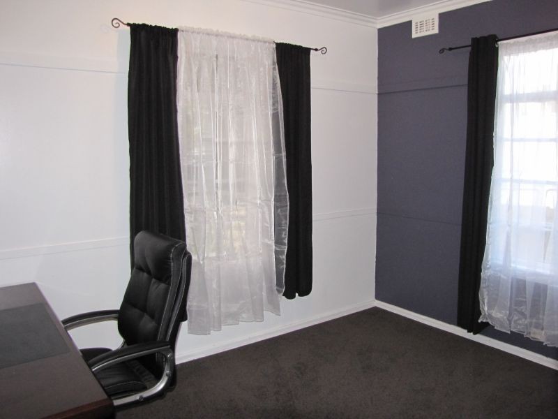 6 Phillip Street, Moe VIC 3825