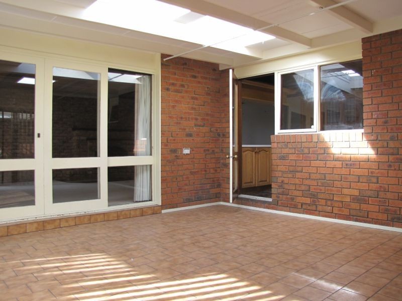 4 Alpha Court, Moe VIC 3825