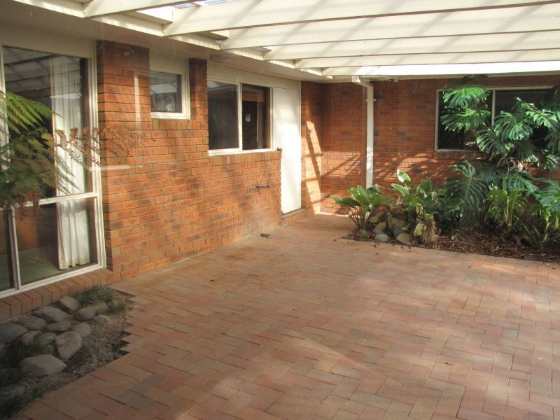 4 Alpha Court, Moe VIC 3825