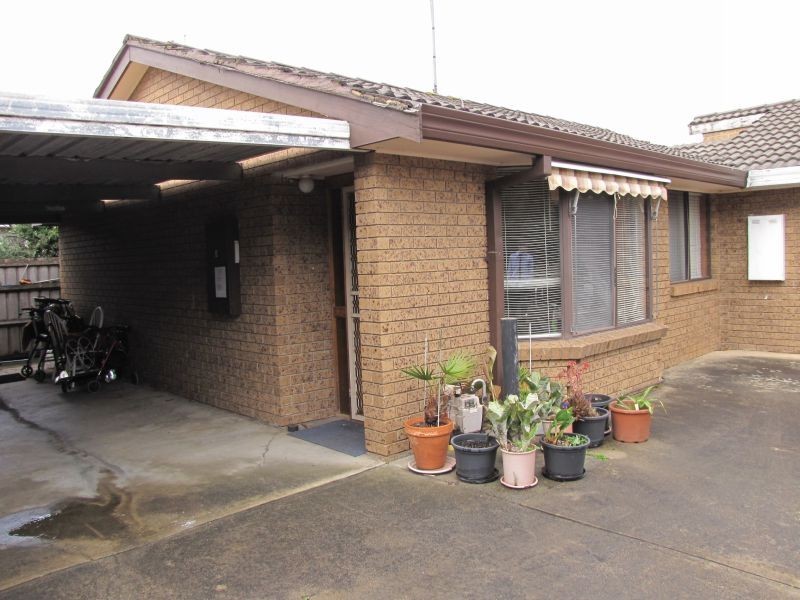 2/4 O’Reilly Court, Moe VIC 3825