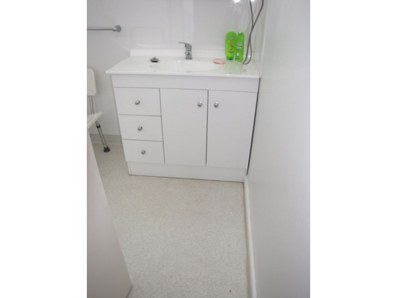 17 Elizabeth Street, Moe VIC 3825