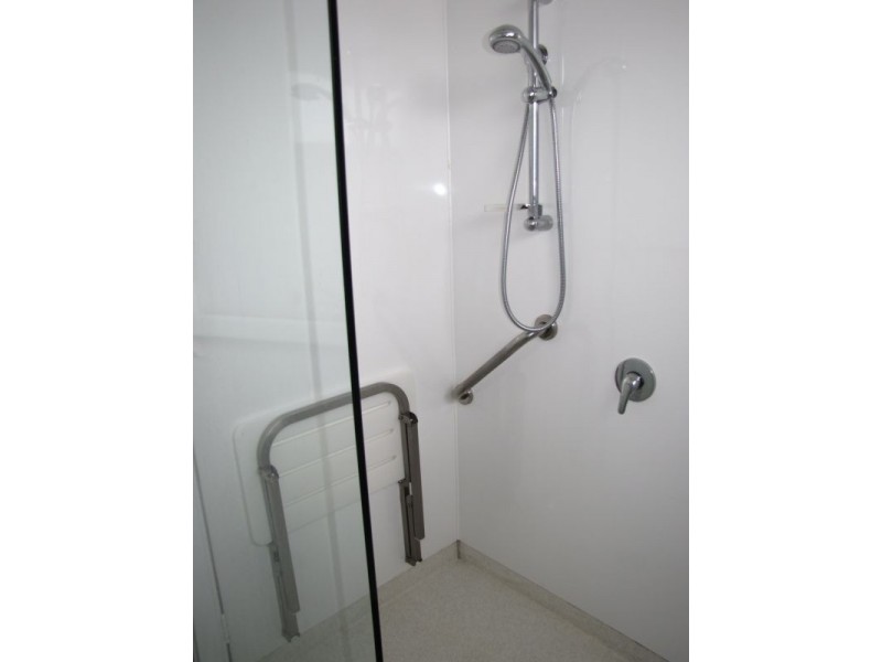 17 Elizabeth Street, Moe VIC 3825