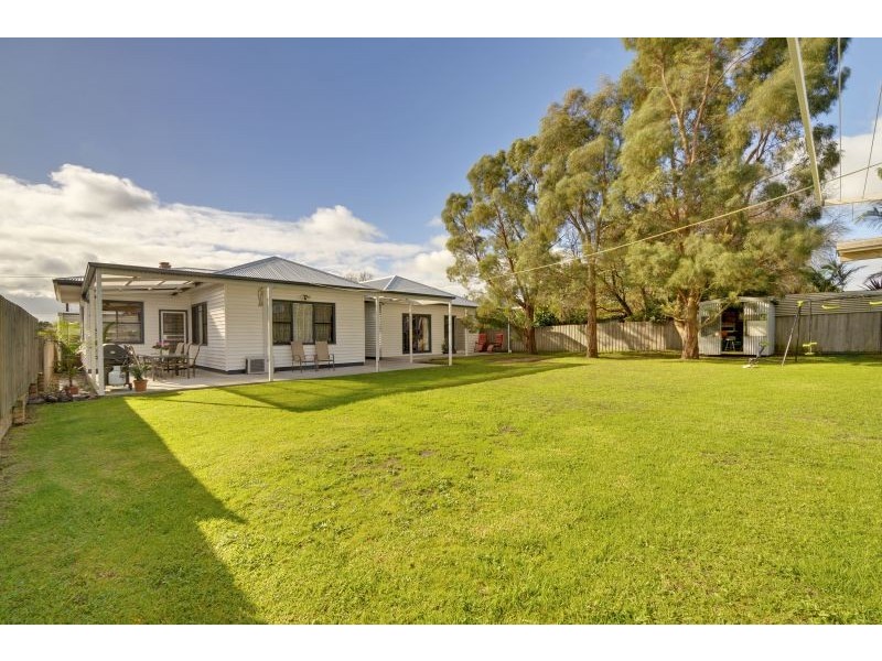 15 Langford Street, Moe VIC 3825