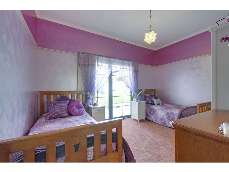 15 Langford Street, Moe VIC 3825