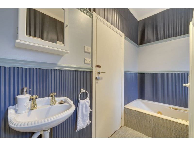 15 Langford Street, Moe VIC 3825