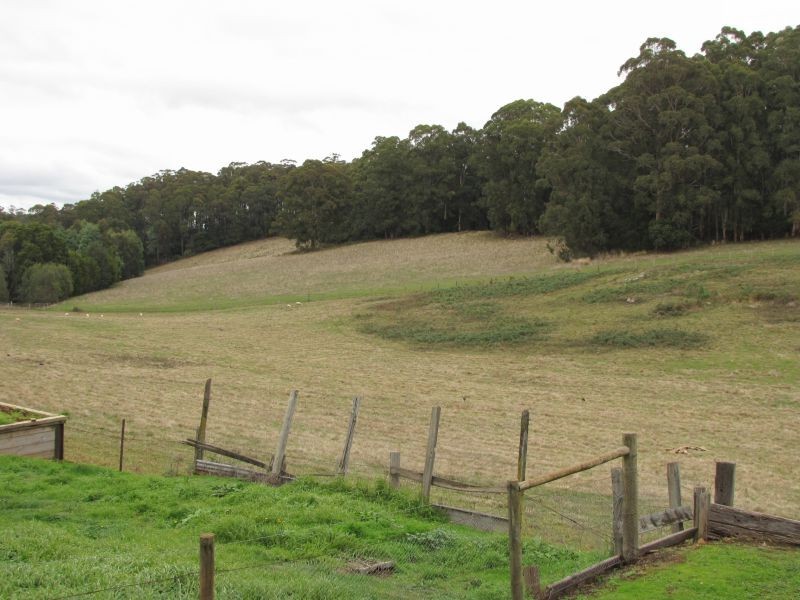 32 School Road, Erica VIC 3825