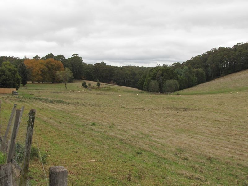 32 School Road, Erica VIC 3825