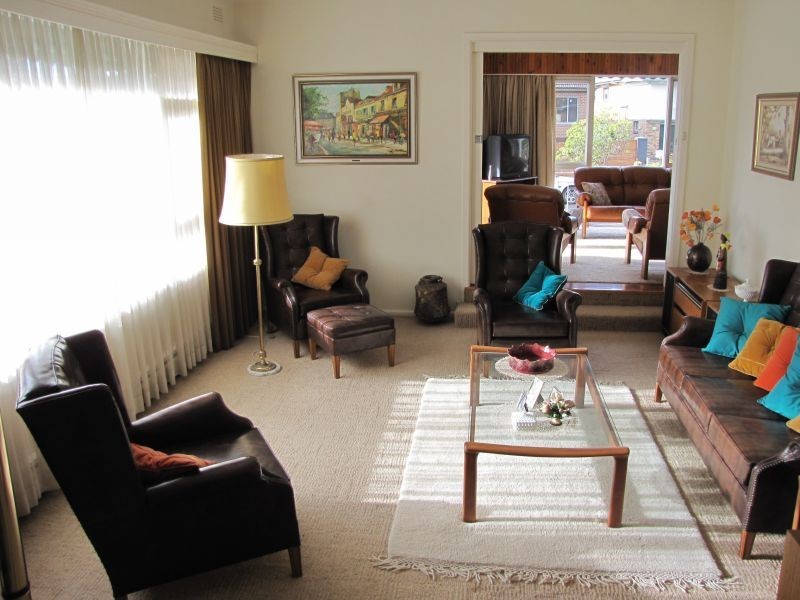 19 Ford Avenue, Newborough VIC 3825