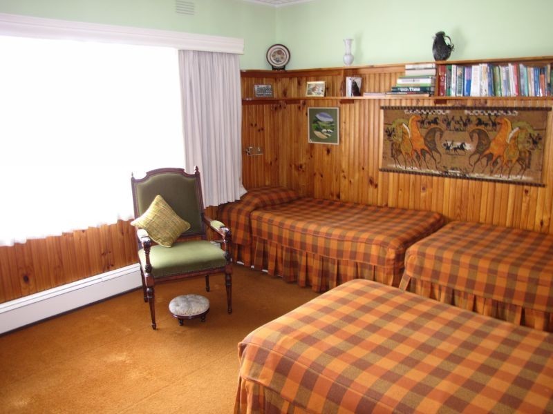 19 Ford Avenue, Newborough VIC 3825