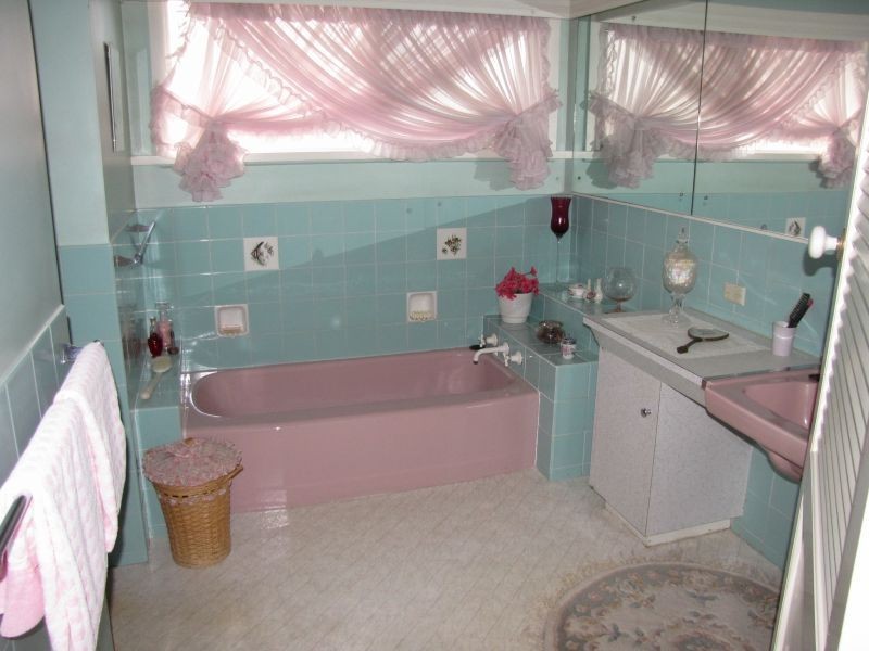 19 Ford Avenue, Newborough VIC 3825