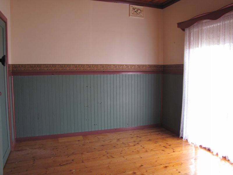 12 Bruce Street, Moe VIC 3825