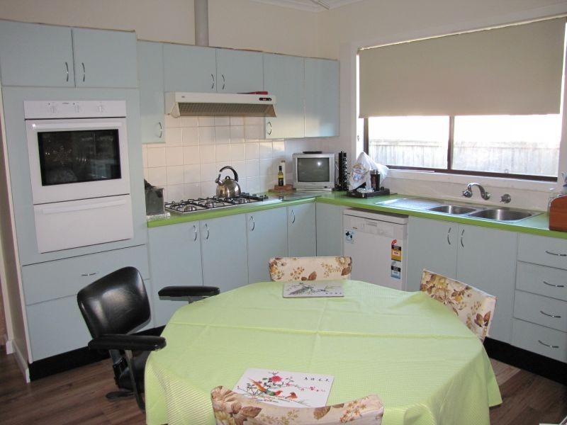 6 Henry Street, Moe VIC 3825