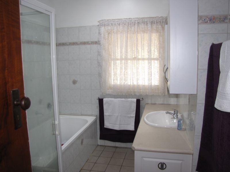 28A Hawker Street, Moe VIC 3825