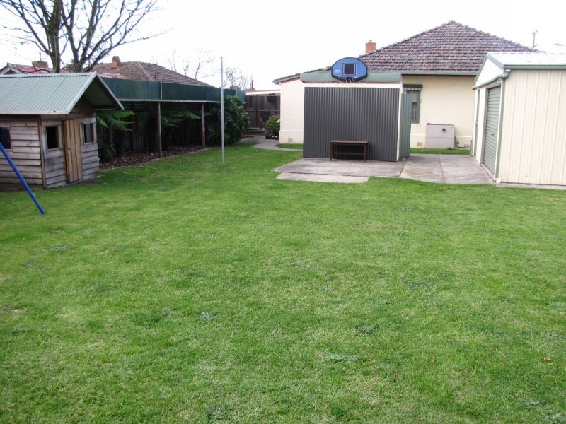 28A Hawker Street, Moe VIC 3825