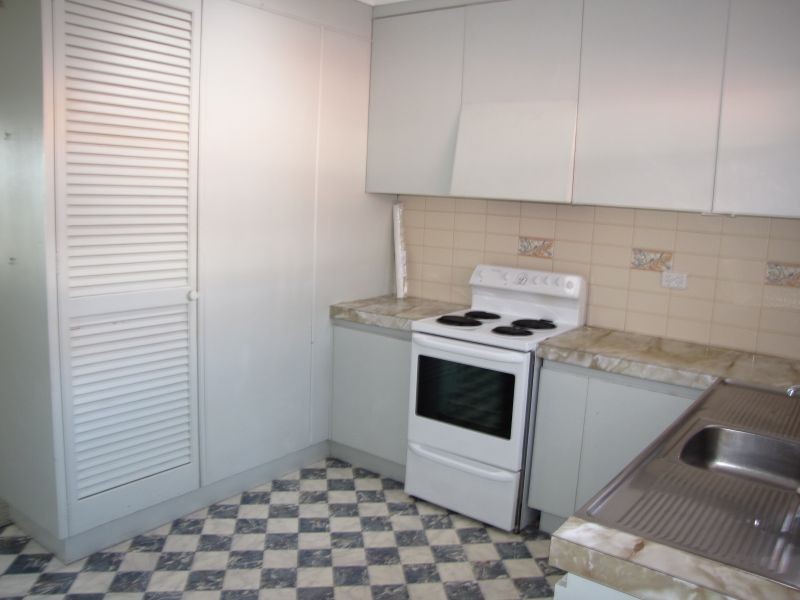 2/14 Balfour Street, Newborough VIC 3825