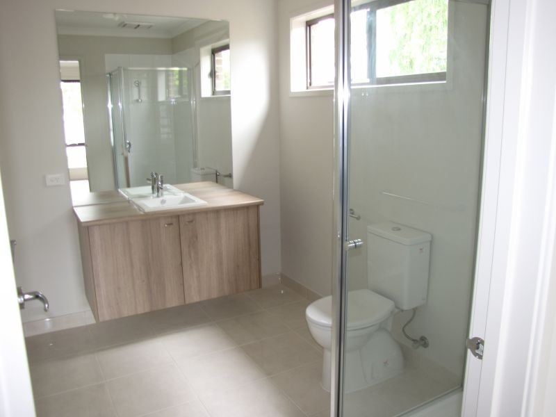 39 Watsons Road, Moe VIC 3825