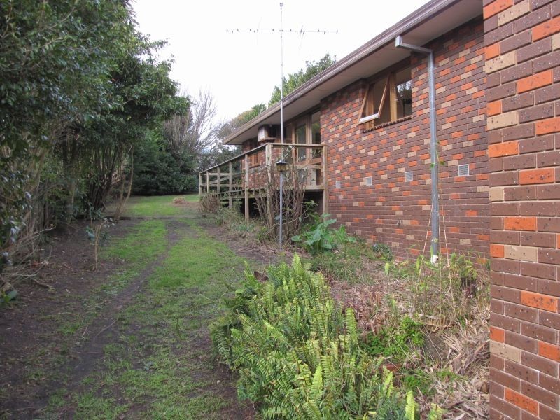 52 Cross Street, Newborough VIC 3825