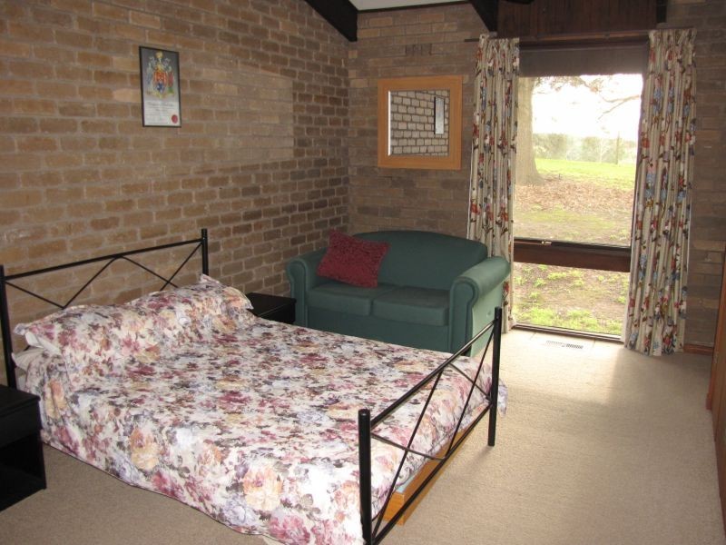 179 Coalville Road, Moe VIC 3825