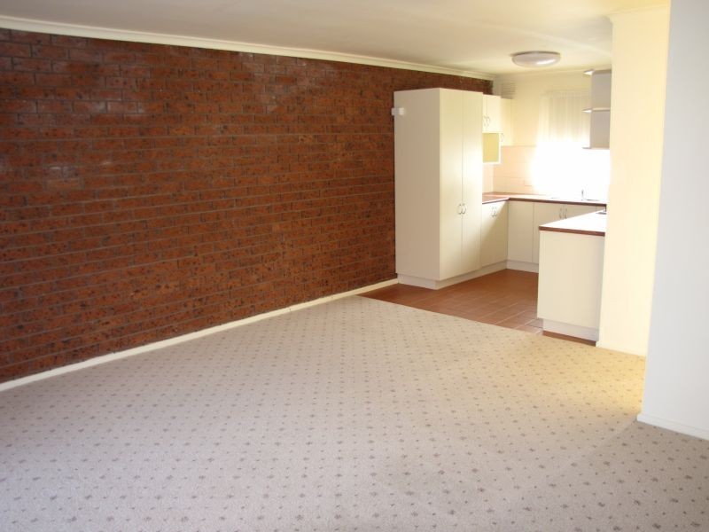 3/20 Saxtons Drive, Moe VIC 3825