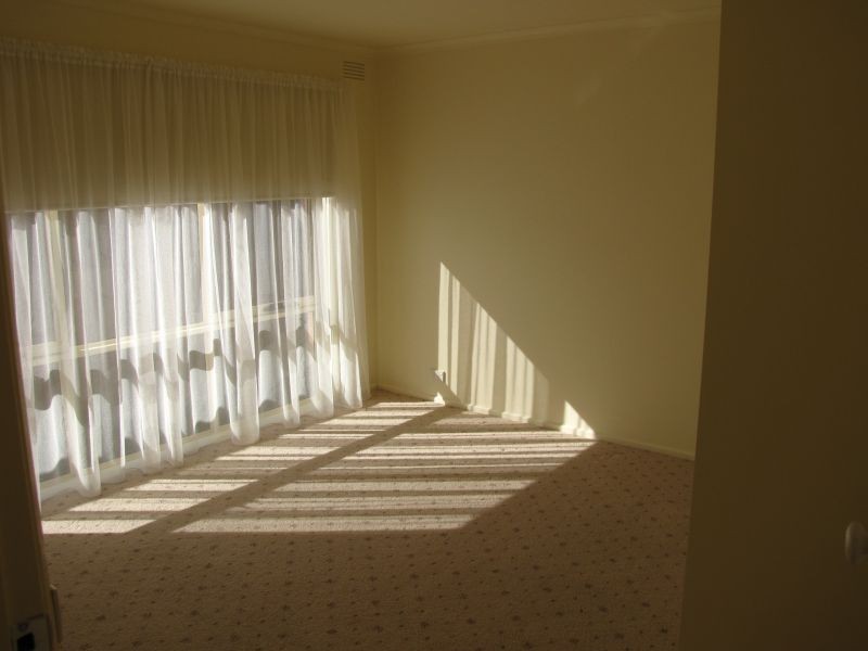 3/20 Saxtons Drive, Moe VIC 3825