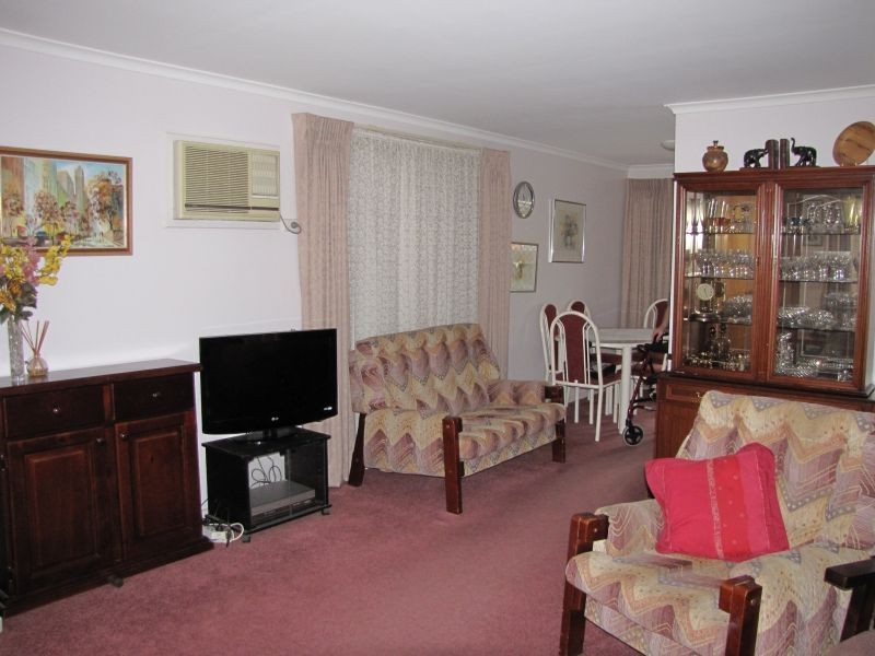 3/5 Saxtons Drive, Moe VIC 3825