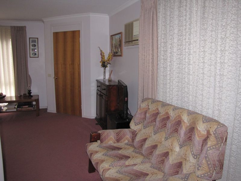 3/5 Saxtons Drive, Moe VIC 3825