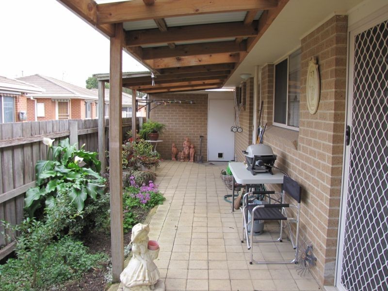 3/5 Saxtons Drive, Moe VIC 3825