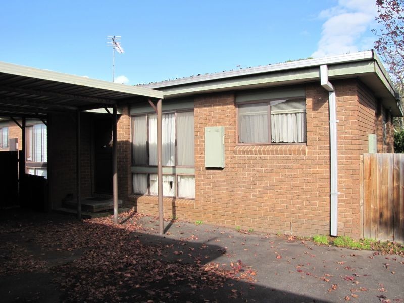5, 5A & 5B Reservoir Road, Moe VIC 3825