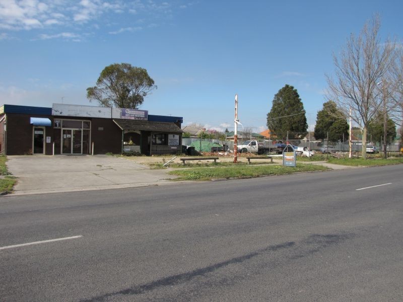 81-83 Moore Street, Moe VIC 3825