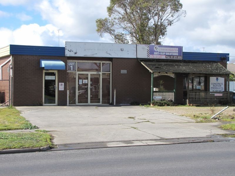 81-83 Moore Street, Moe VIC 3825