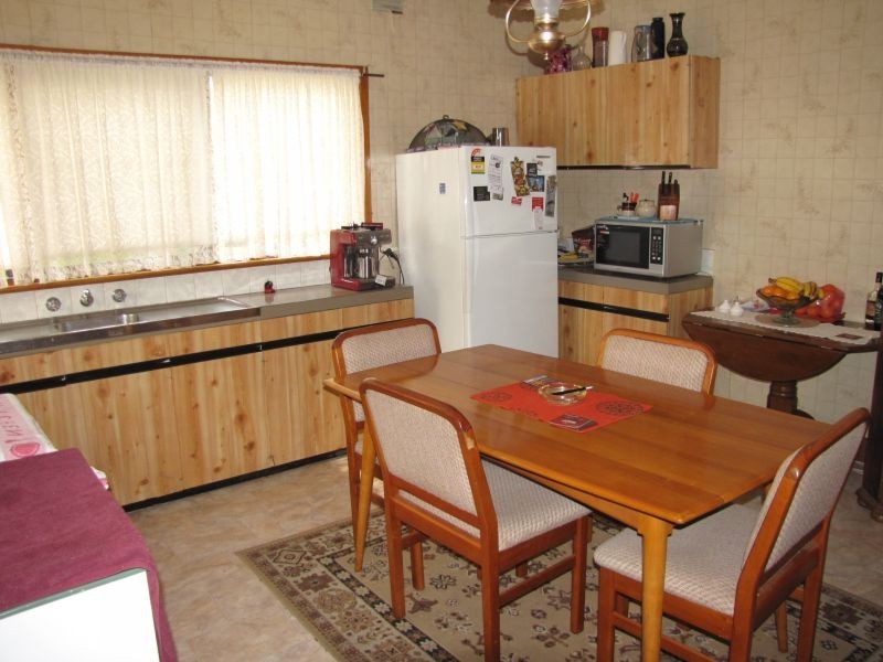 1 Tresswell Avenue, Newborough VIC 3825