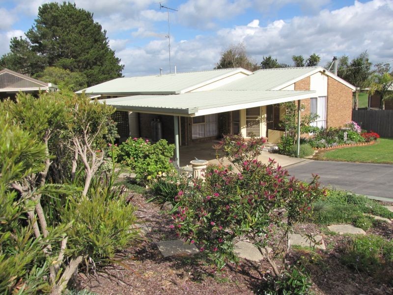 7 Tooronga Road, Willow Grove VIC 3825