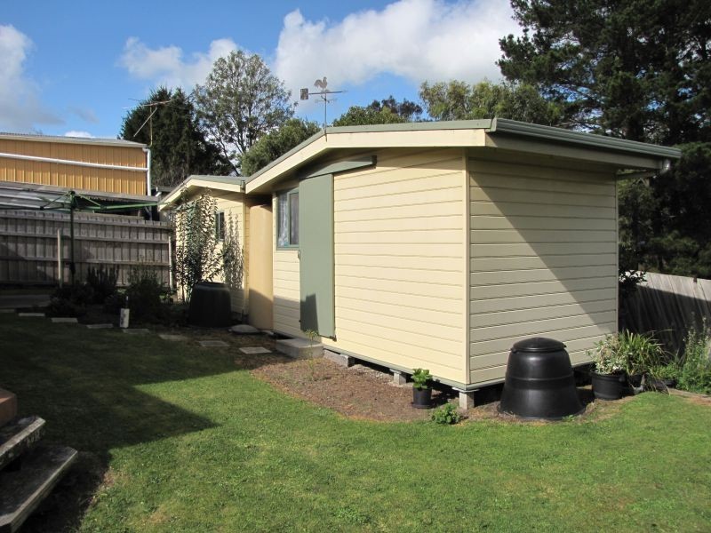 7 Tooronga Road, Willow Grove VIC 3825